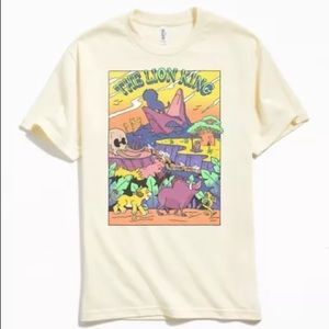 ADORABLE URBAN OUTFITTERS LION KING GRAPHIC TEE 🦁👑